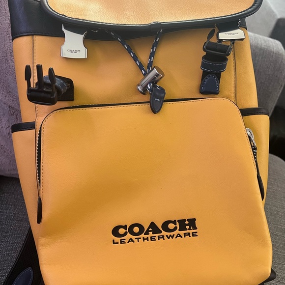 Coach league Yellow Leather Backpack No:L2144-C5342 - Picture 2 of 5